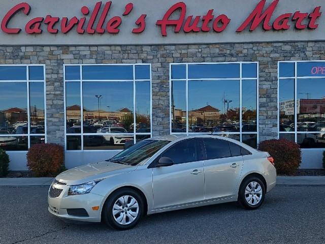 used 2014 Chevrolet Cruze car, priced at $8,995