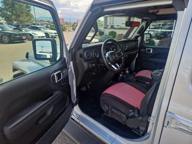 used 2022 Jeep Gladiator car, priced at $35,399
