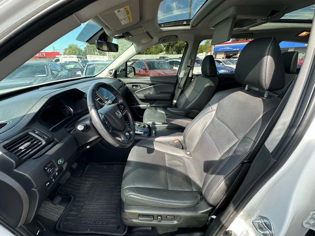 used 2021 Honda Pilot car, priced at $33,900