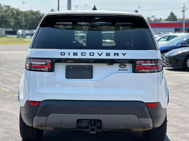 used 2018 Land Rover Discovery car, priced at $22,900