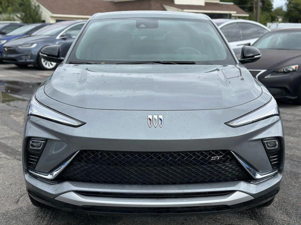 used 2025 Buick Envista car, priced at $25,900