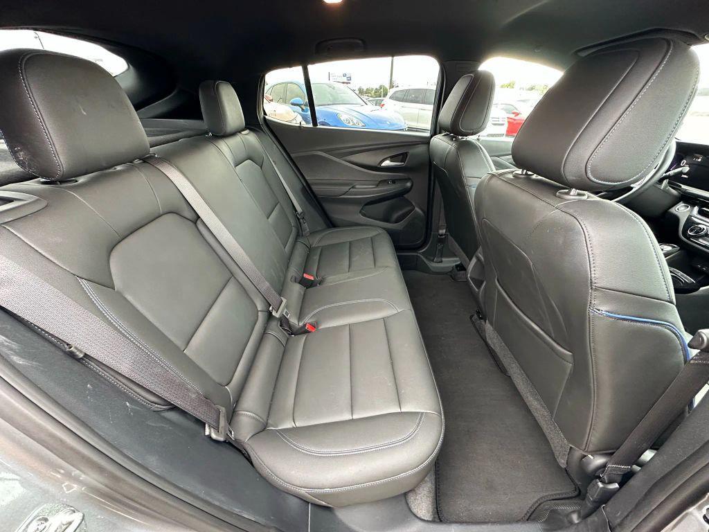 used 2025 Buick Envista car, priced at $25,900