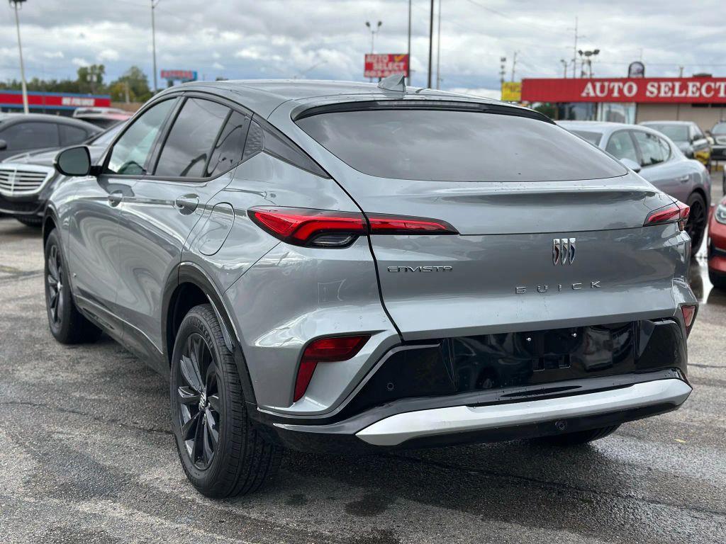 used 2025 Buick Envista car, priced at $25,900