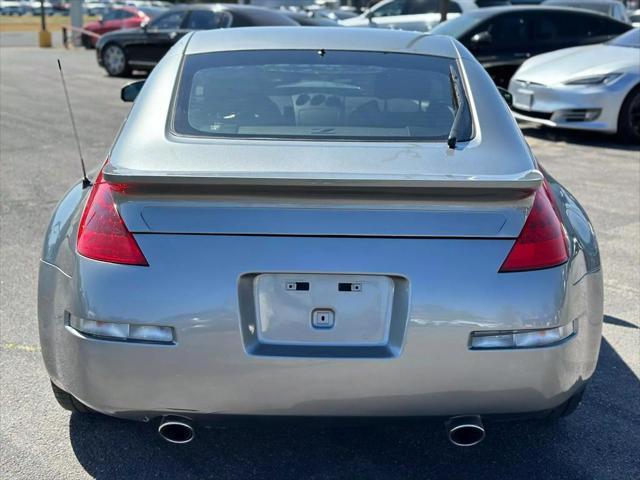 used 2006 Nissan 350Z car, priced at $10,900