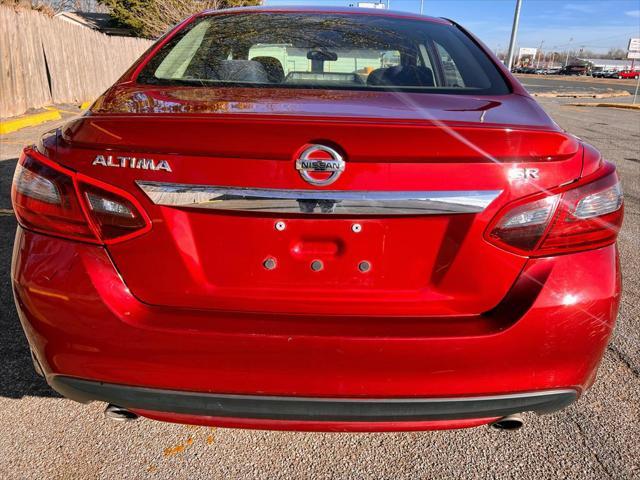 used 2018 Nissan Altima car, priced at $4,900