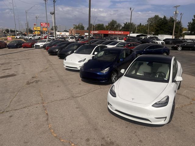 used 2018 Tesla Model 3 car, priced at $20,900