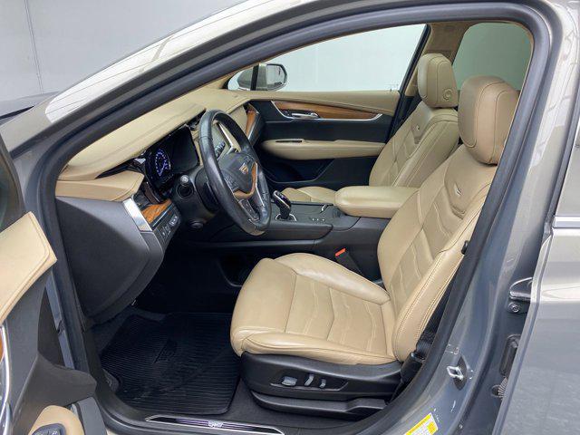 used 2019 Cadillac XT5 car, priced at $27,998