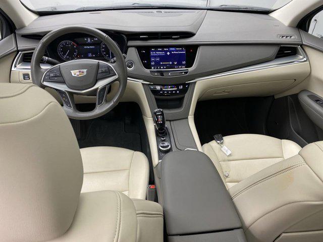 used 2021 Cadillac XT5 car, priced at $33,998