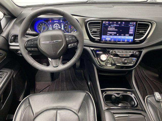 used 2022 Chrysler Pacifica car, priced at $34,998