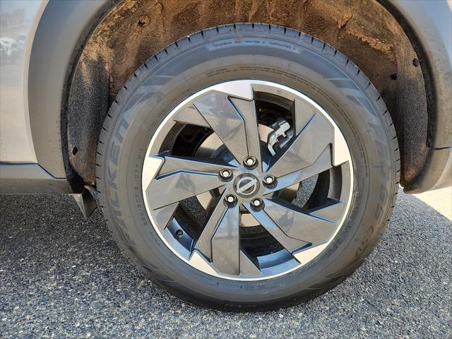used 2024 Nissan Rogue car, priced at $27,995