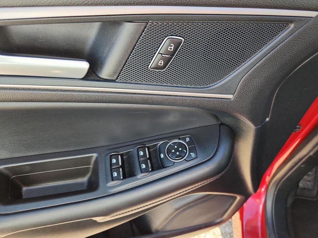 used 2024 Ford Edge car, priced at $26,999