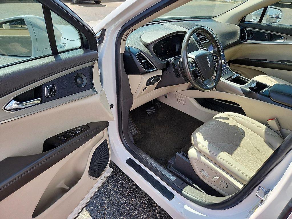used 2019 Lincoln Nautilus car, priced at $24,995
