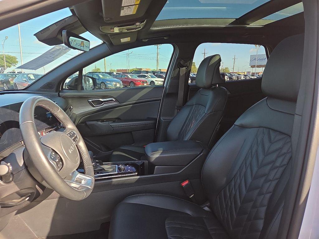 used 2024 Kia Sportage car, priced at $35,990
