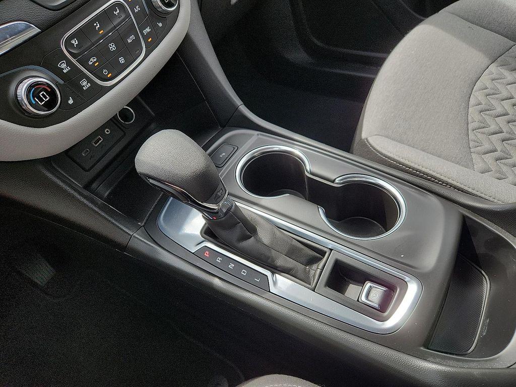 used 2023 Chevrolet Equinox car, priced at $23,991
