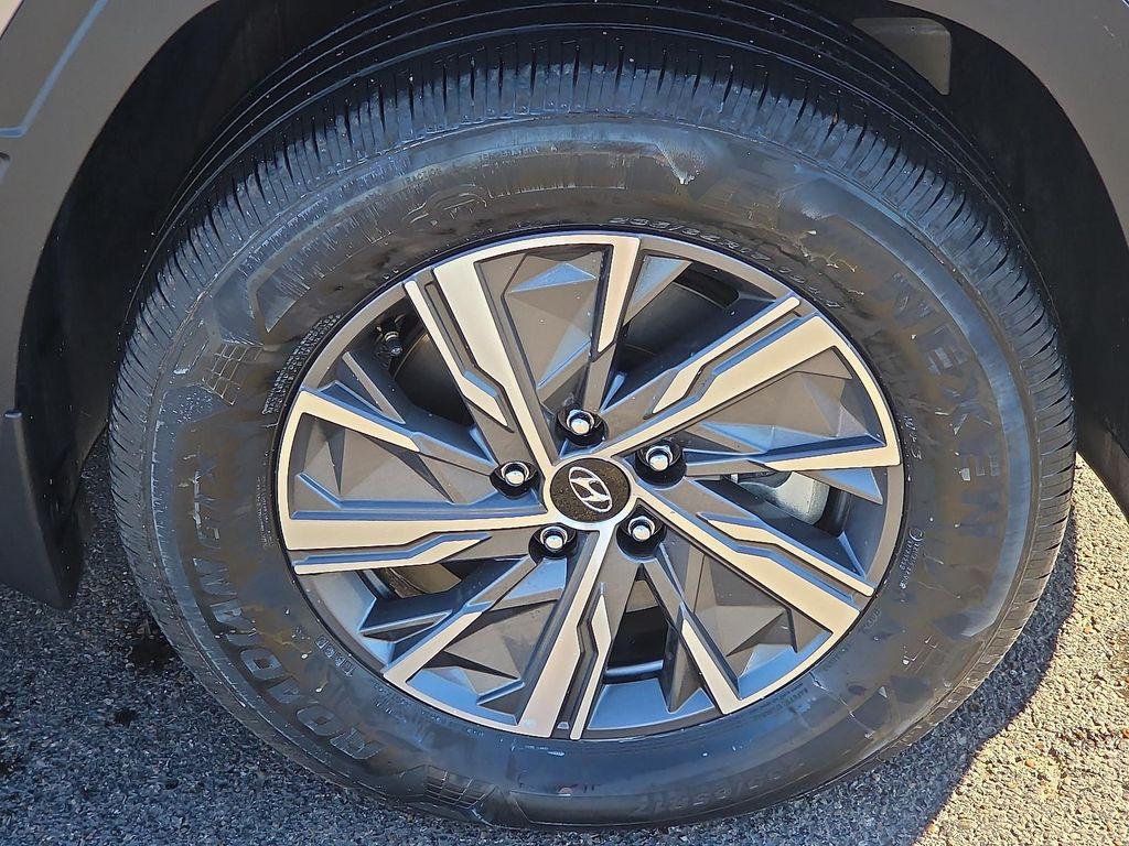 used 2024 Hyundai TUCSON Hybrid car, priced at $29,995
