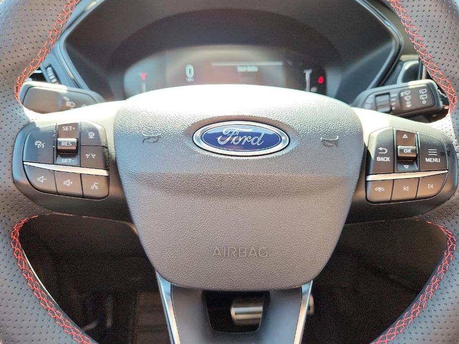 used 2023 Ford Escape car, priced at $29,995