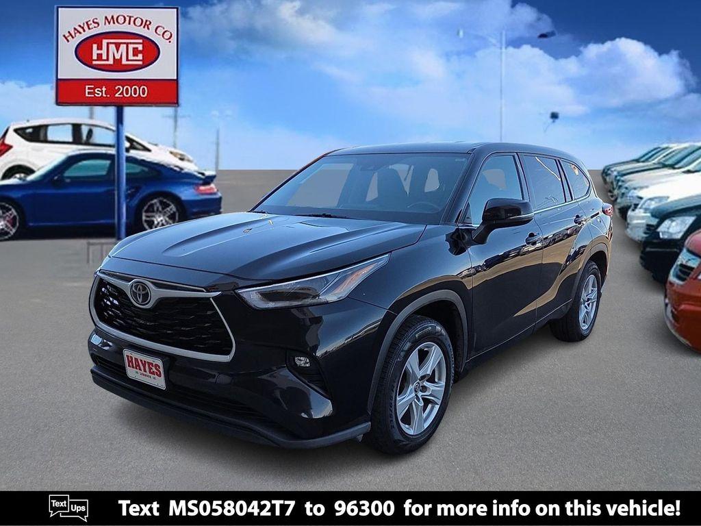 used 2021 Toyota Highlander car, priced at $27,995