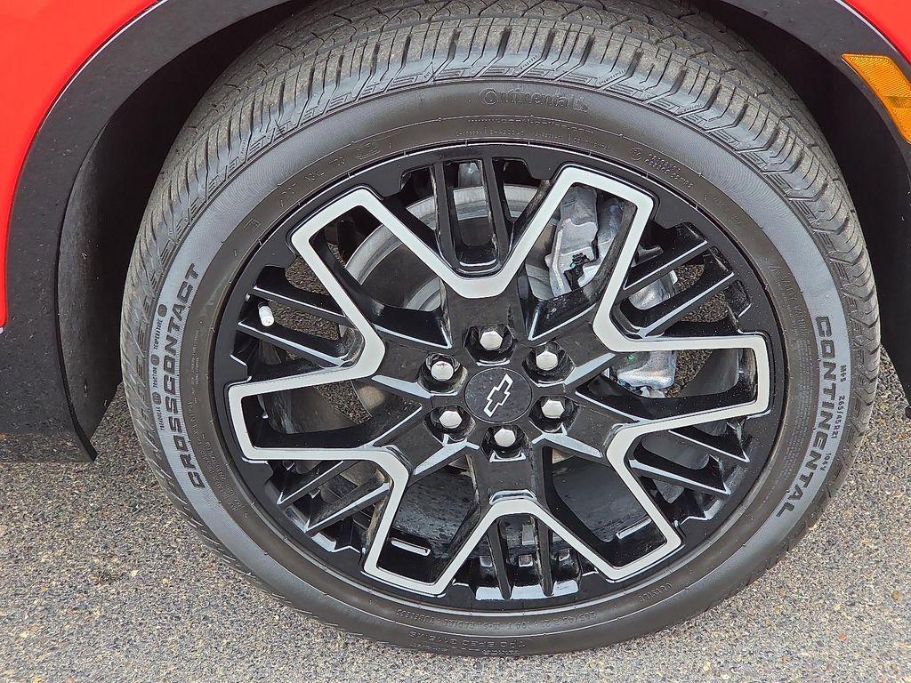 used 2025 Chevrolet Blazer car, priced at $40,995