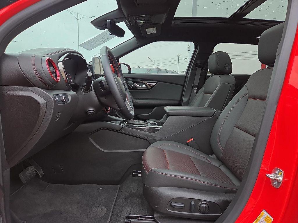 used 2025 Chevrolet Blazer car, priced at $40,995