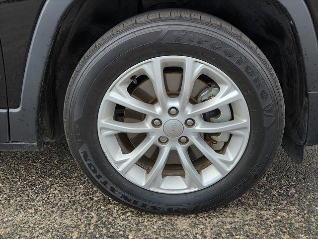 used 2022 Jeep Cherokee car, priced at $22,995