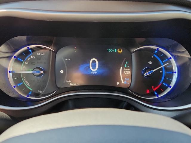 used 2024 Chrysler Pacifica Hybrid car, priced at $35,995