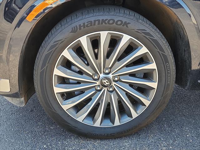 used 2024 Hyundai Palisade car, priced at $43,995
