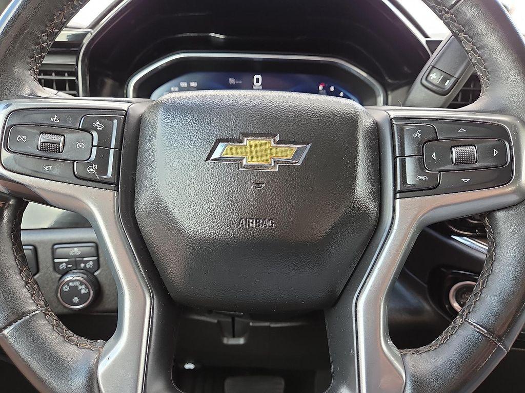 used 2025 Chevrolet Silverado 1500 car, priced at $42,995