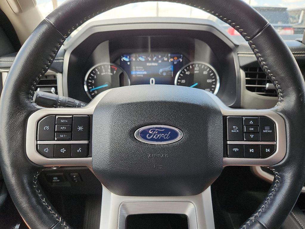 used 2024 Ford Expedition car, priced at $52,490