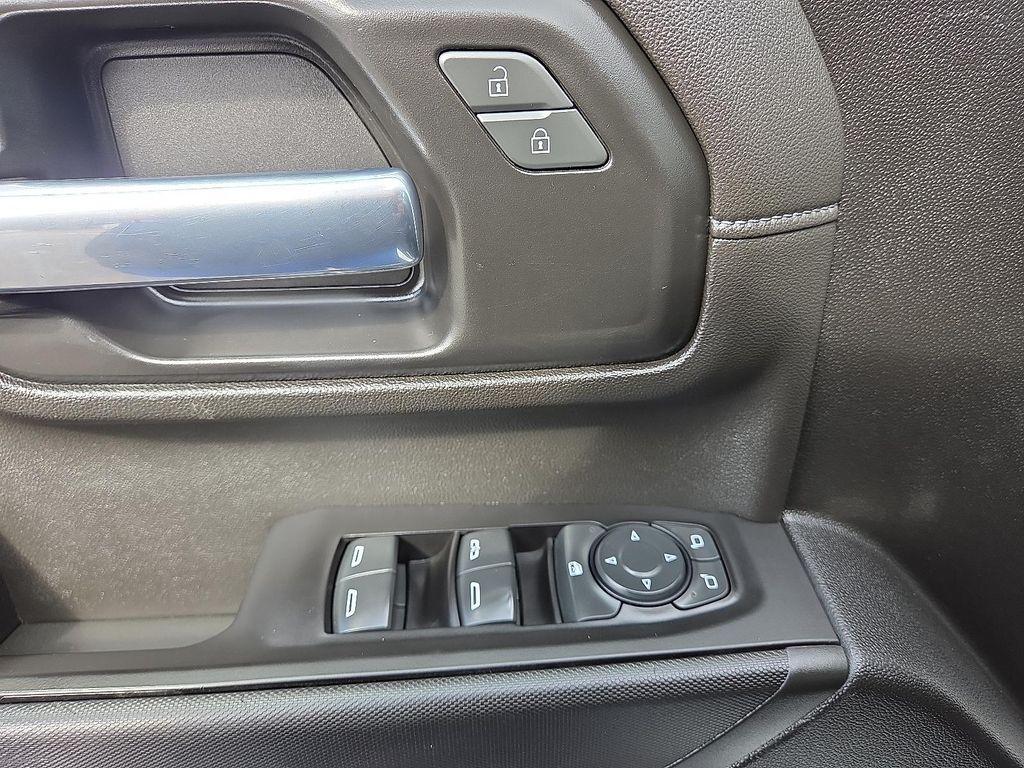 used 2022 Chevrolet Silverado 2500 car, priced at $35,990