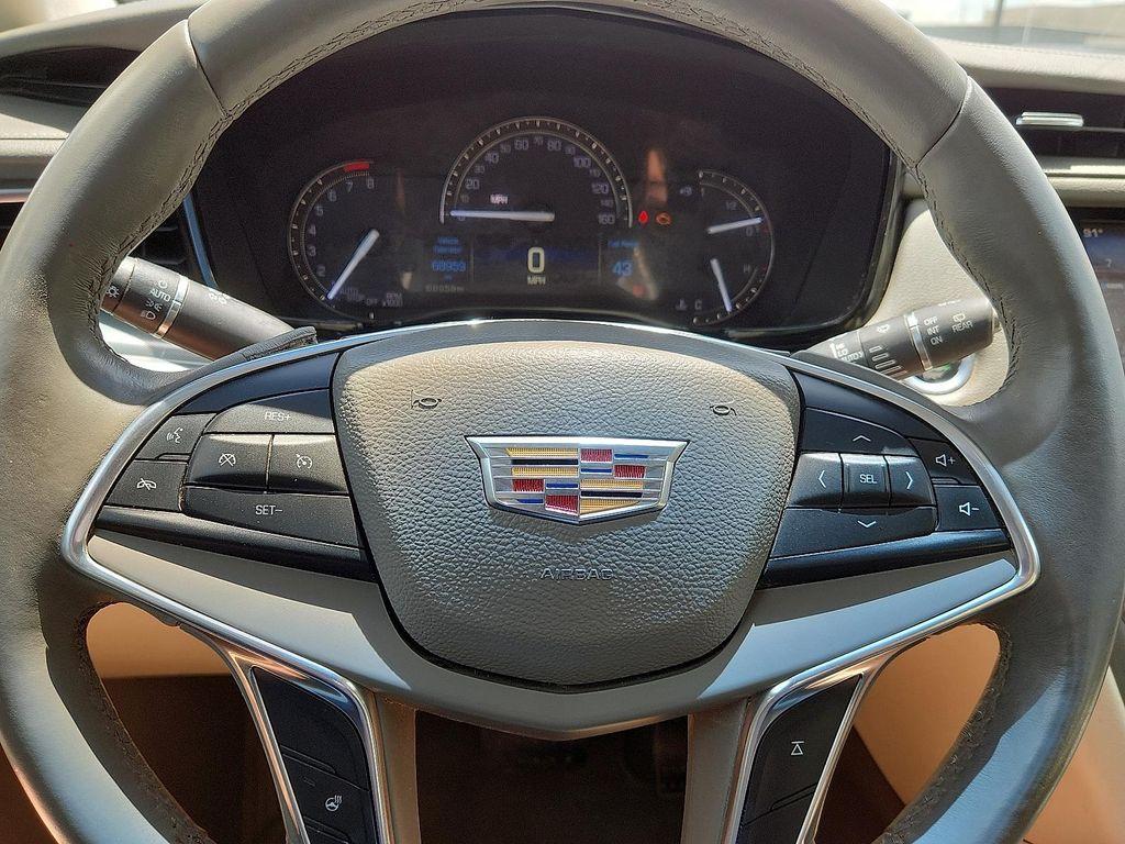 used 2017 Cadillac XT5 car, priced at $17,991