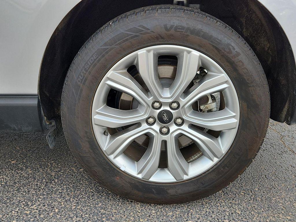 used 2024 Ford Edge car, priced at $28,691