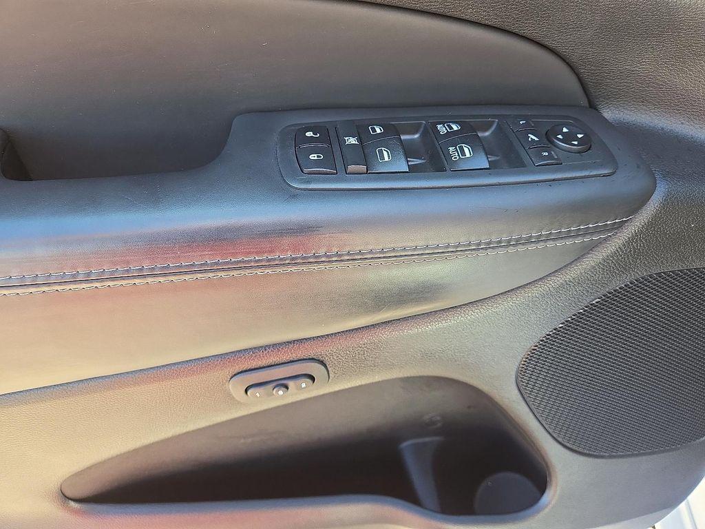 used 2019 Jeep Grand Cherokee car, priced at $27,995