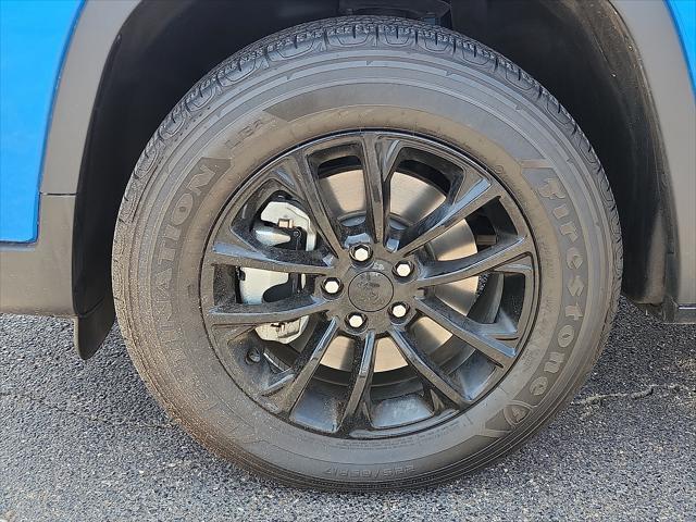 used 2023 Jeep Cherokee car, priced at $29,995