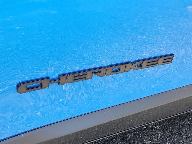 used 2023 Jeep Cherokee car, priced at $29,995