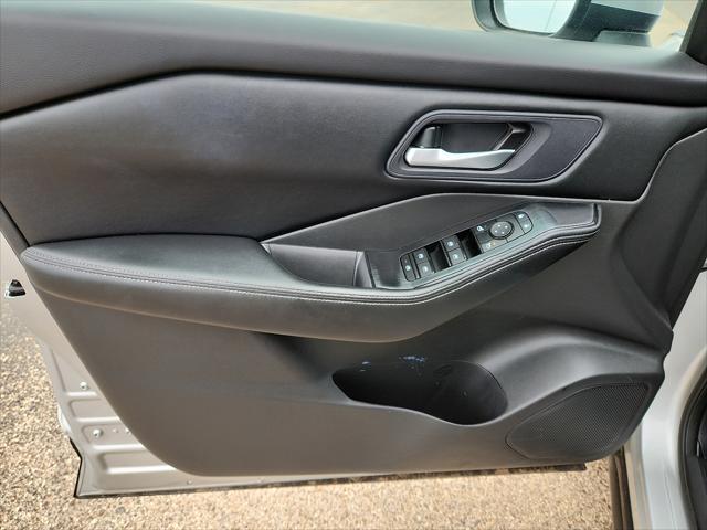 used 2024 Nissan Rogue car, priced at $27,995