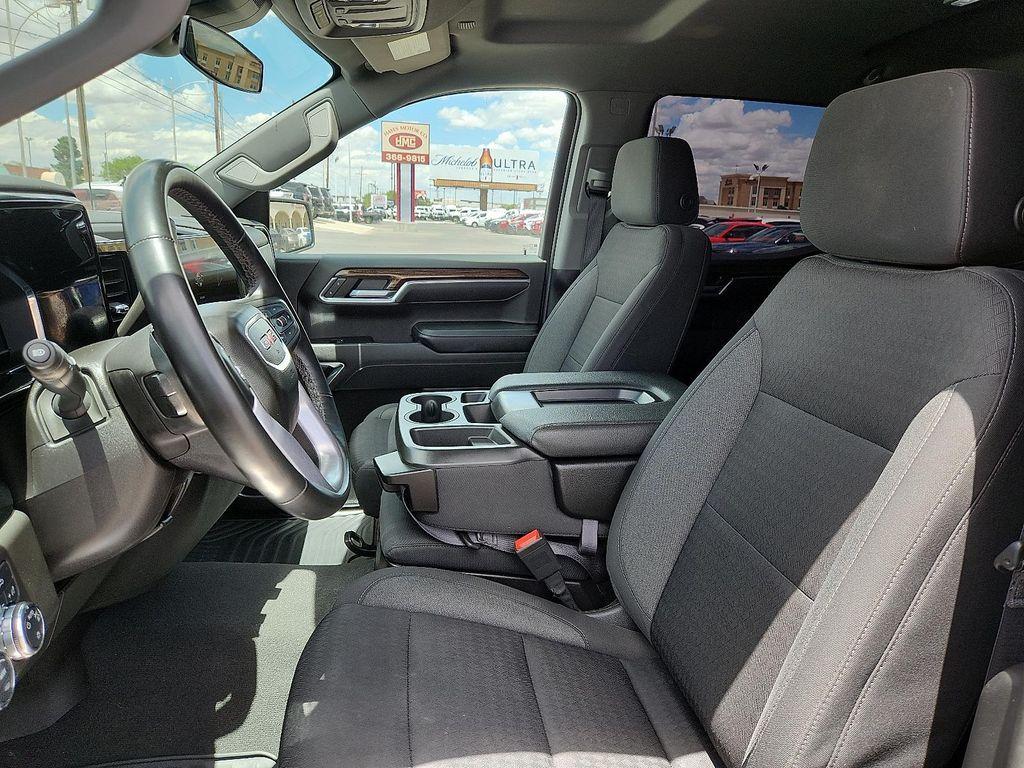 used 2023 GMC Sierra 1500 car, priced at $39,990