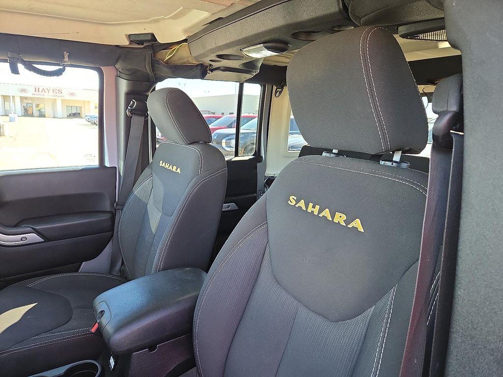 used 2015 Jeep Wrangler Unlimited car, priced at $19,995