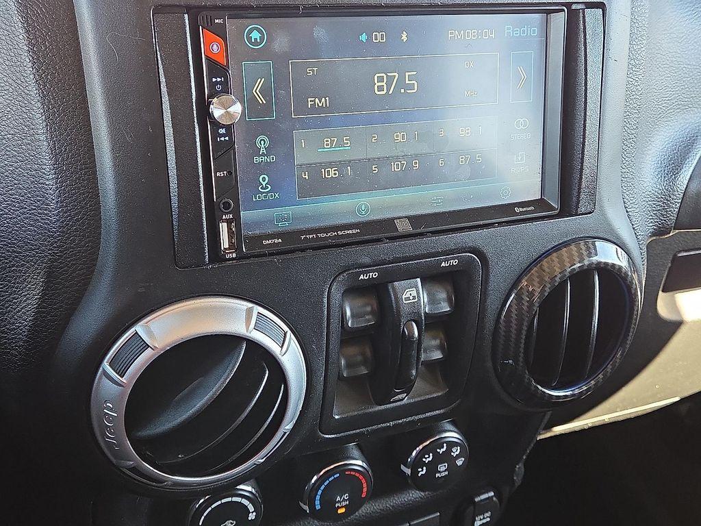 used 2015 Jeep Wrangler Unlimited car, priced at $19,995