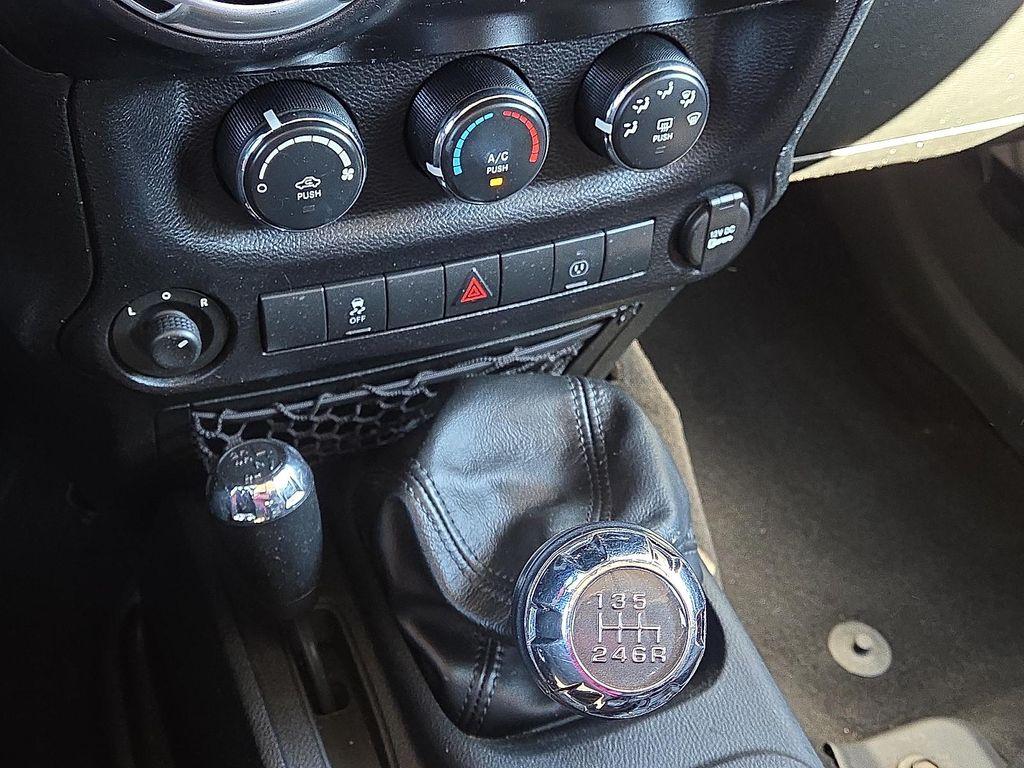 used 2015 Jeep Wrangler Unlimited car, priced at $19,995