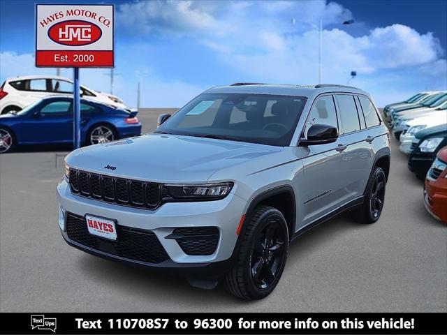 used 2024 Jeep Grand Cherokee car, priced at $39,995