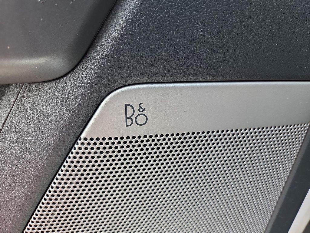 used 2022 Ford F-150 car, priced at $39,990