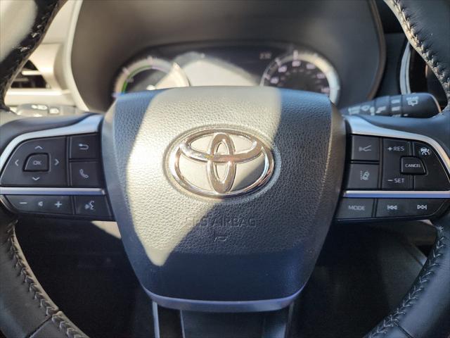 used 2023 Toyota Highlander Hybrid car, priced at $34,995