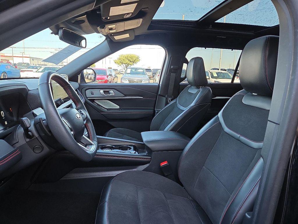 used 2025 Ford Explorer car, priced at $51,990
