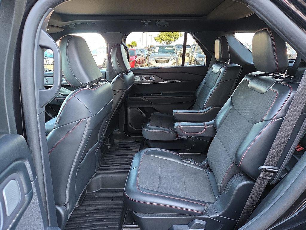 used 2025 Ford Explorer car, priced at $51,990