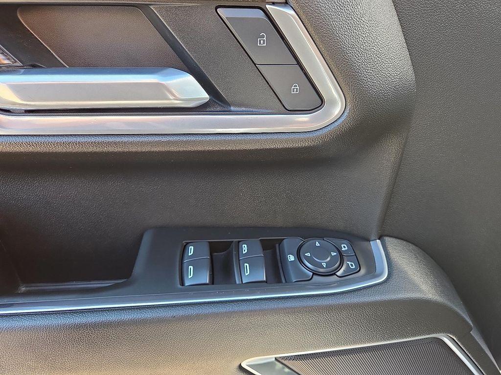 used 2025 Chevrolet Silverado 1500 car, priced at $39,995