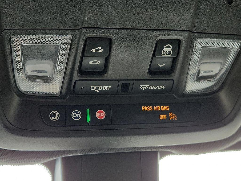 used 2023 Chevrolet Equinox car, priced at $29,491