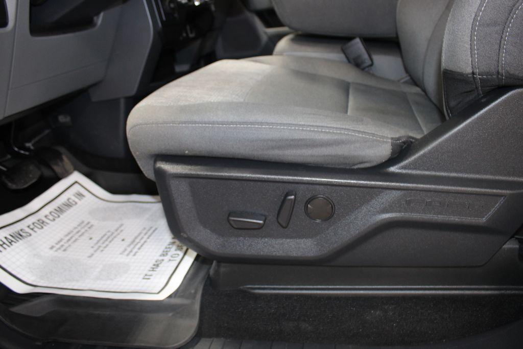 used 2022 Ford F-150 car, priced at $32,000