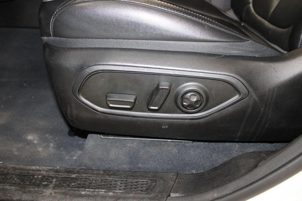 used 2023 Jeep Grand Cherokee car, priced at $26,428