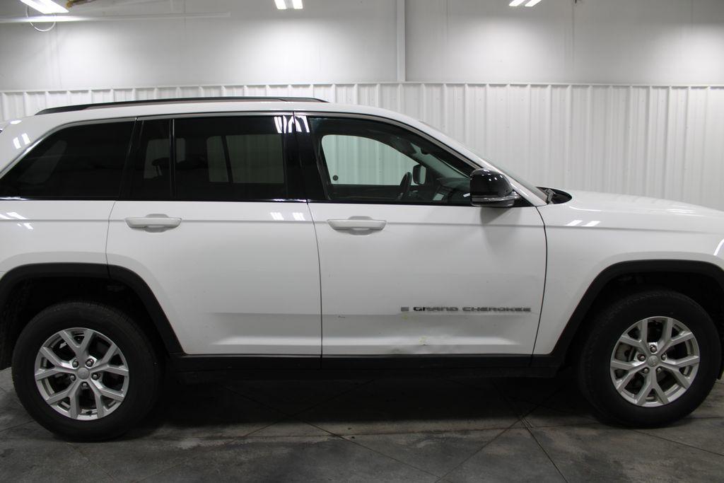 used 2023 Jeep Grand Cherokee car, priced at $26,428