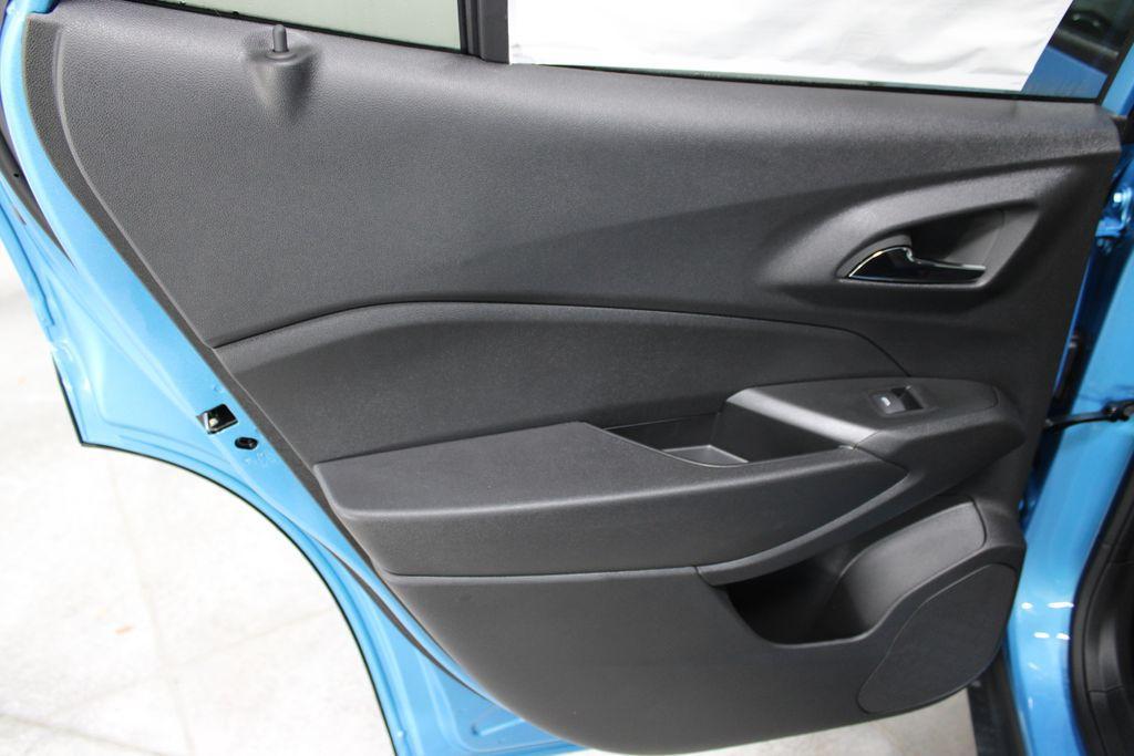 new 2026 Chevrolet Trax car, priced at $27,925